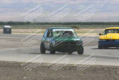 media/Jun-01-2024-CalClub SCCA (Sat) [[0aa0dc4a91]]/Group 5/Race/